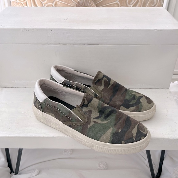 Ash - Nikita Camouflage Slip-On Sneakers - Picture 1 of 4